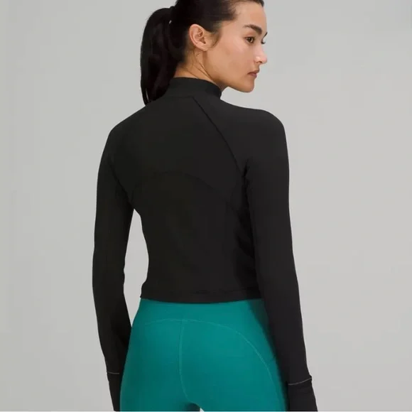 NWT Lululemon It’s Rulu™ Run Cropped Half Zip – Black – Size 8